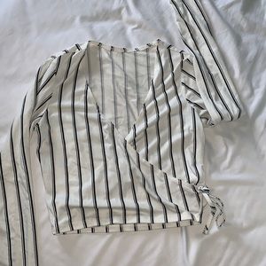 DYNAMITE CROSS WHITE TOP WITH NAVY STRIPES